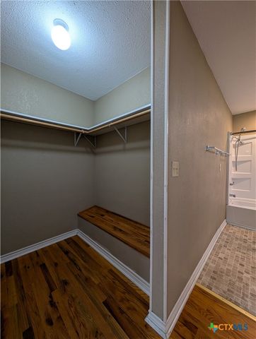 1185 W Mill Street, New Braunfels, TX 78130