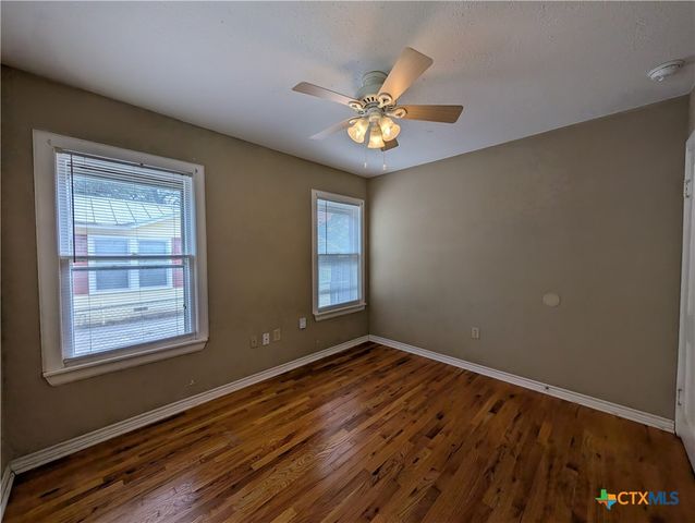 1185 W Mill Street, New Braunfels, TX 78130