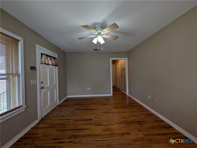 1185 W Mill Street, New Braunfels, TX 78130