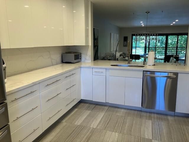 6434 Aspen Glen Circle, Boynton Beach, FL 33437