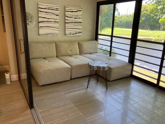 6434 Aspen Glen Circle, Boynton Beach, FL 33437