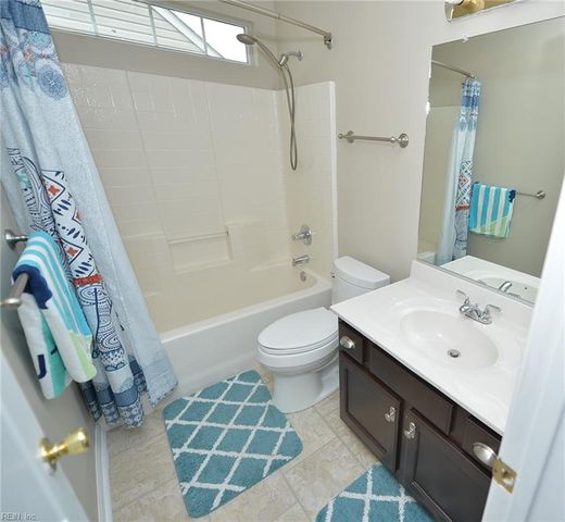 517 Whisper WALK, Chesapeake, VA 23322