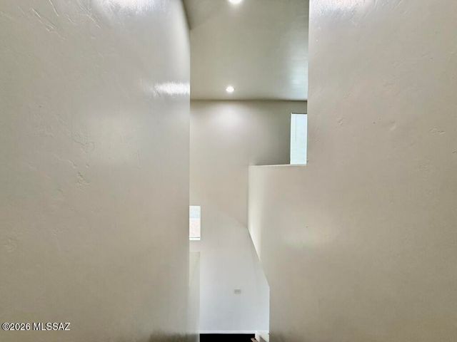 5525 N Quiet Dream Avenue, Tucson, AZ 85741
