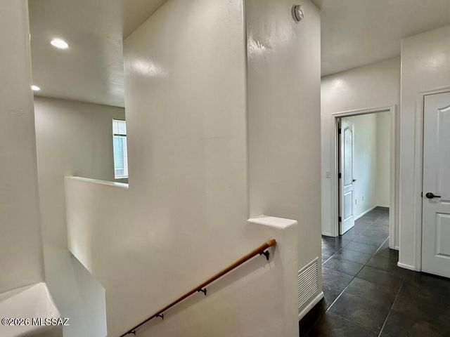 5525 N Quiet Dream Avenue, Tucson, AZ 85741