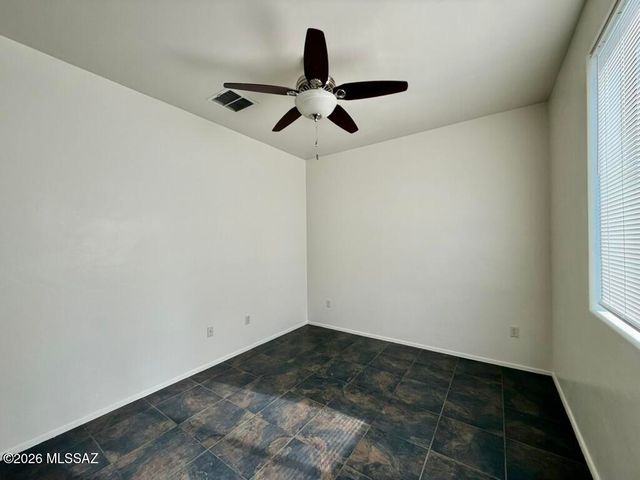 5525 N Quiet Dream Avenue, Tucson, AZ 85741