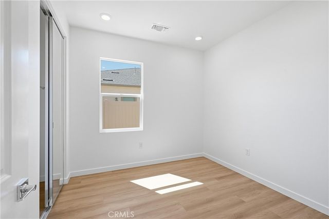 5549 W Avenue K-15, Lancaster, CA 93536