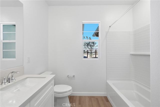 5549 W Avenue K-15, Lancaster, CA 93536