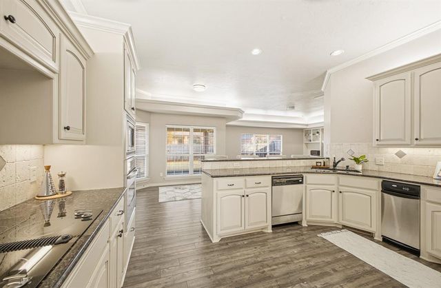 4816 Kelly Lakes Drive, Edmond, OK 73025