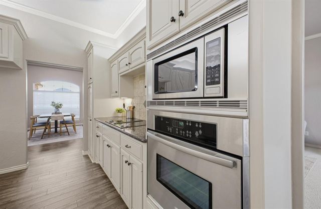 4816 Kelly Lakes Drive, Edmond, OK 73025