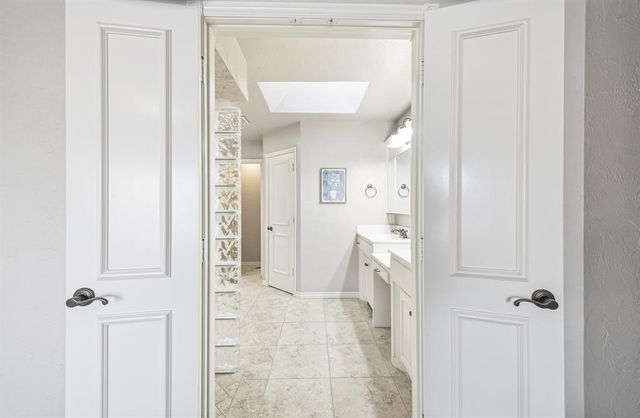 4816 Kelly Lakes Drive, Edmond, OK 73025