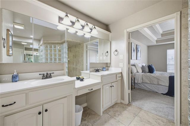 4816 Kelly Lakes Drive, Edmond, OK 73025