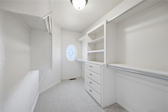 4816 Kelly Lakes Drive, Edmond, OK 73025