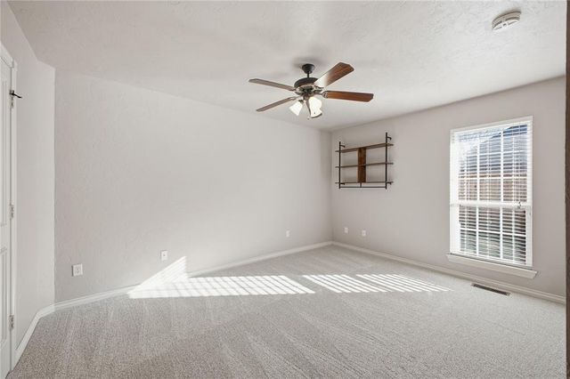 4816 Kelly Lakes Drive, Edmond, OK 73025