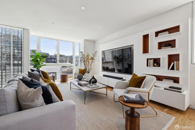 160 Bernard Street, San Francisco, CA 94106