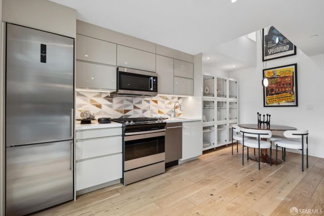 160 Bernard Street, San Francisco, CA 94106