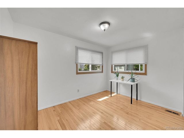 10430 W Jewell Ave B, Lakewood, CO 80232