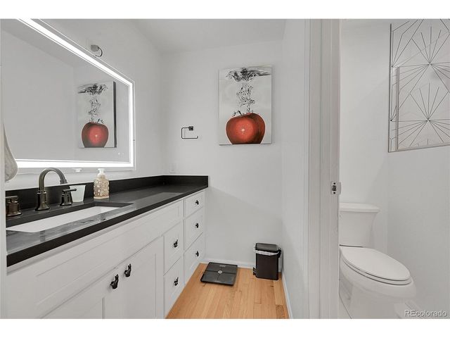 10430 W Jewell Ave B, Lakewood, CO 80232