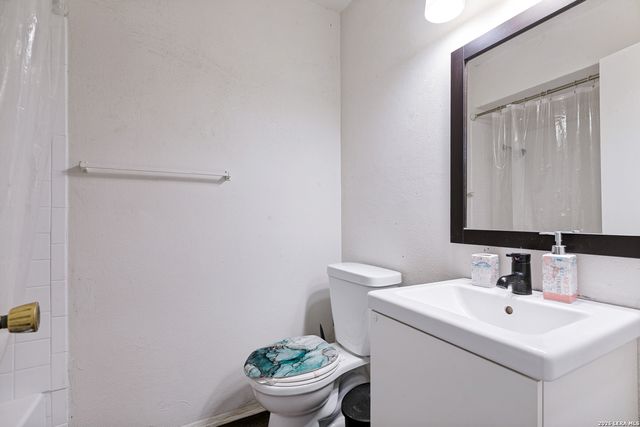 8939 OLD SKY HARBOR, San Antonio, TX 78242
