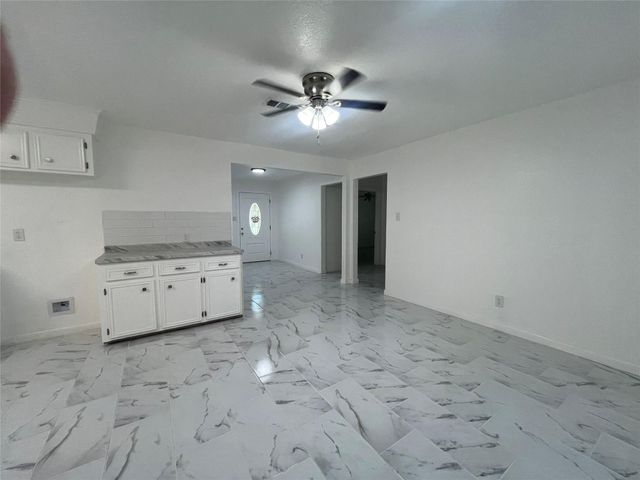1704 Richardson Lane, Baytown, TX 77520