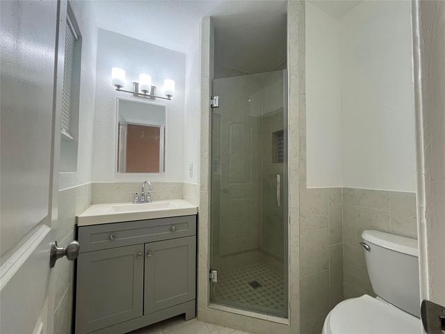 1704 Richardson Lane, Baytown, TX 77520