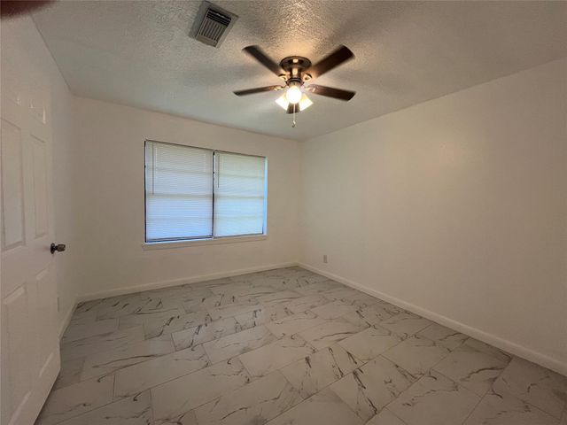 1704 Richardson Lane, Baytown, TX 77520