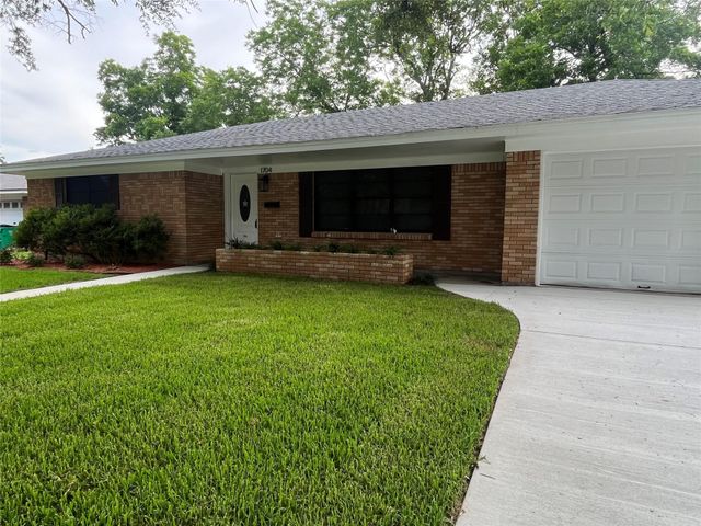 1704 Richardson Lane, Baytown, TX 77520