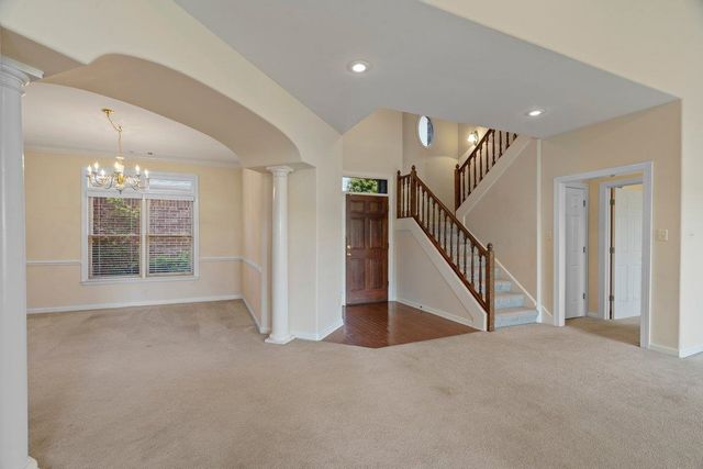 20 PINE MEADOWS LN, Oakland, TN 38060