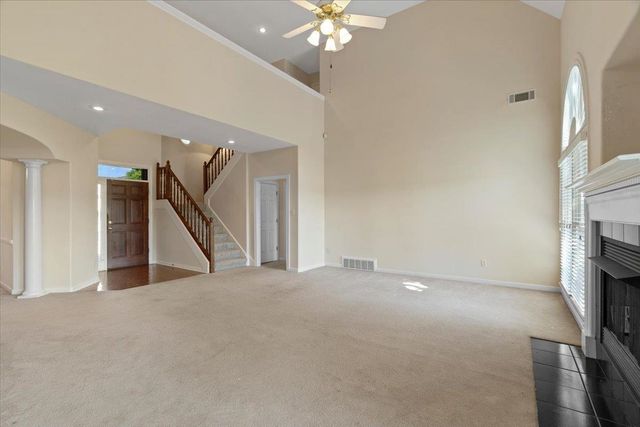 20 PINE MEADOWS LN, Oakland, TN 38060