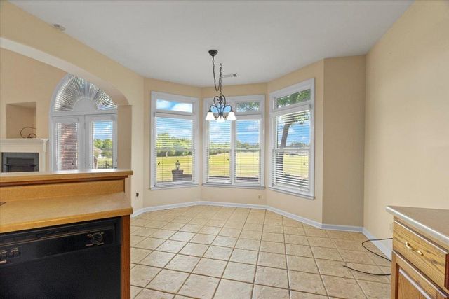 20 PINE MEADOWS LN, Oakland, TN 38060