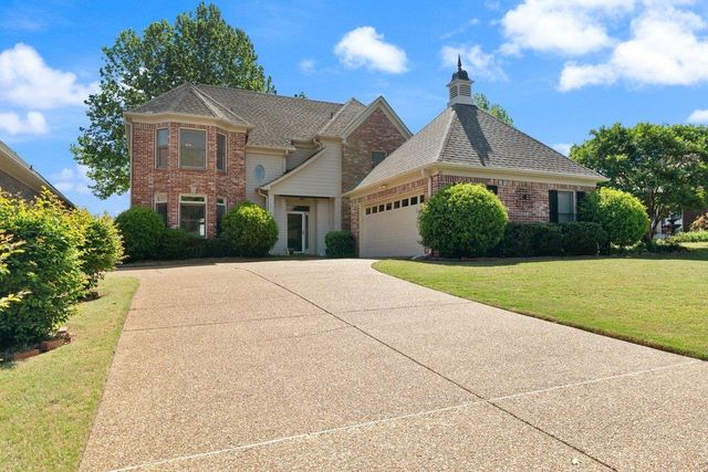 20 PINE MEADOWS LN, Oakland, TN 38060