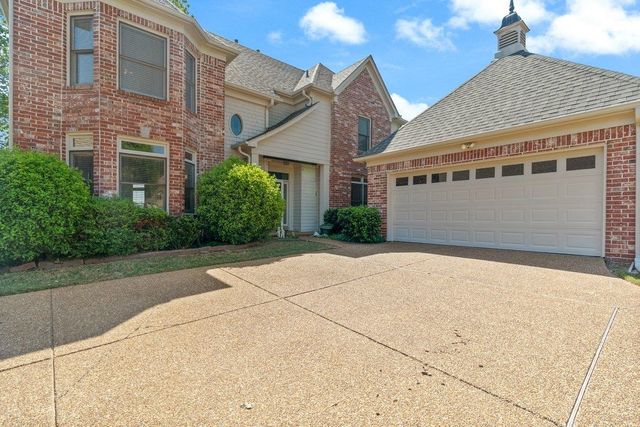 20 PINE MEADOWS LN, Oakland, TN 38060
