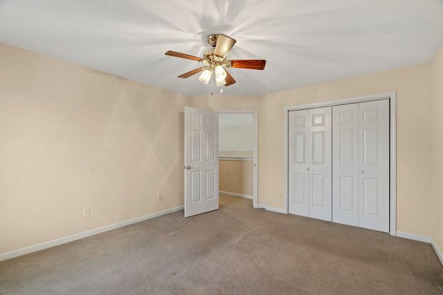 20 PINE MEADOWS LN, Oakland, TN 38060