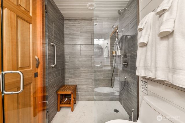 793 E Stadium Beach Road W, Grapeview, WA 98546