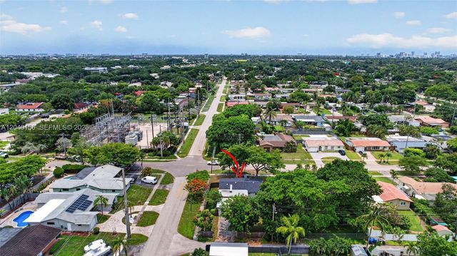 2220 N 40th Avenue, Hollywood, FL 33021