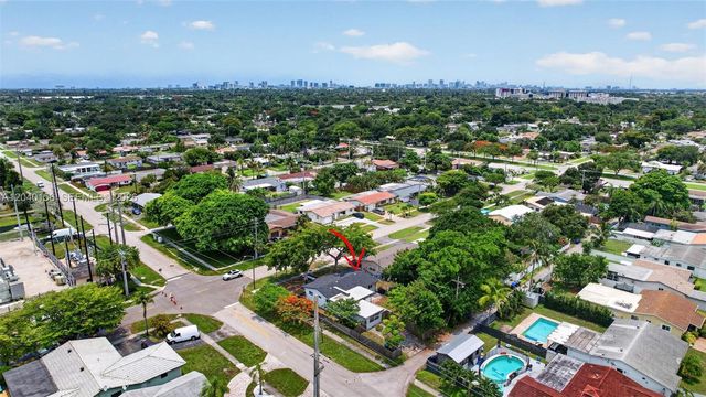 2220 N 40th Avenue, Hollywood, FL 33021