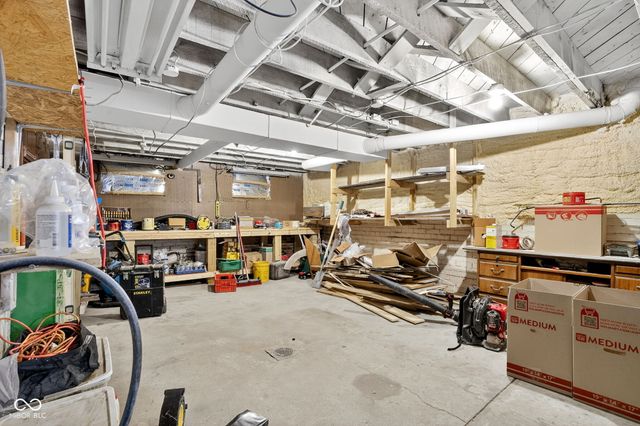 524 N Walnut Street, Brazil, IN 47834