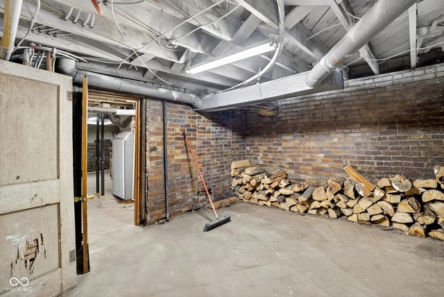 524 N Walnut Street, Brazil, IN 47834