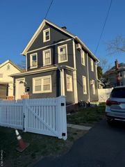 1211 Brunswick Avenue, Far Rockaway, NY 11691