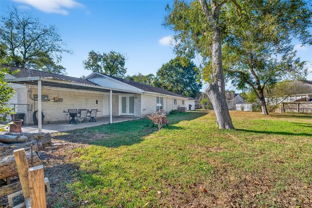 12430 Eiker Road, Brookside, TX 77581