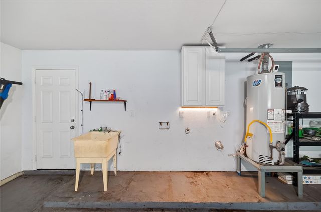 12430 Eiker Road, Brookside, TX 77581