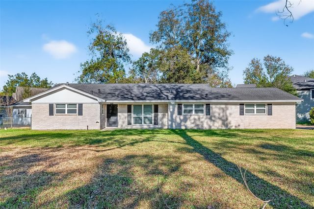 12430 Eiker Road, Brookside, TX 77581