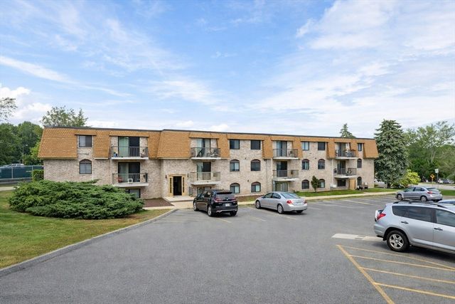 30 High St 303, Dedham, MA 02026