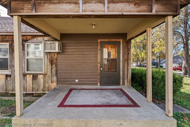 1422 N 36th Street, Fort Smith, AR 72904