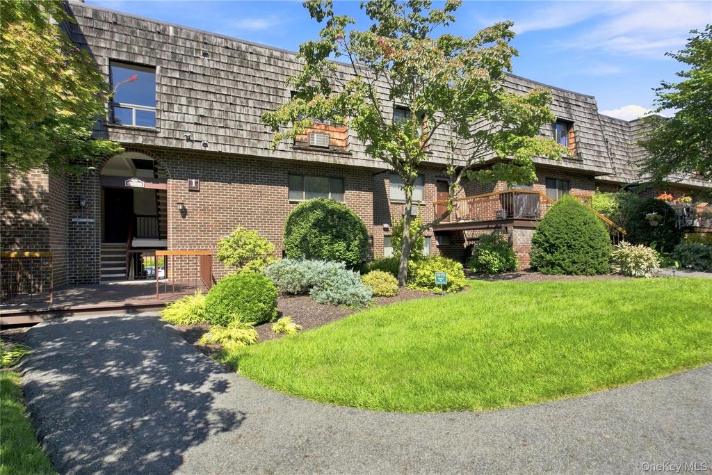 1 Briarcliff Drive S 4, Ossining, NY 10562 — photo 2