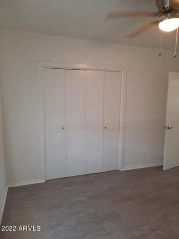 4522 E CAMINO Circle Apt 2, Mesa, AZ 85205