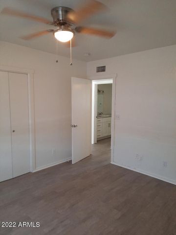 4522 E CAMINO Circle Apt 2, Mesa, AZ 85205