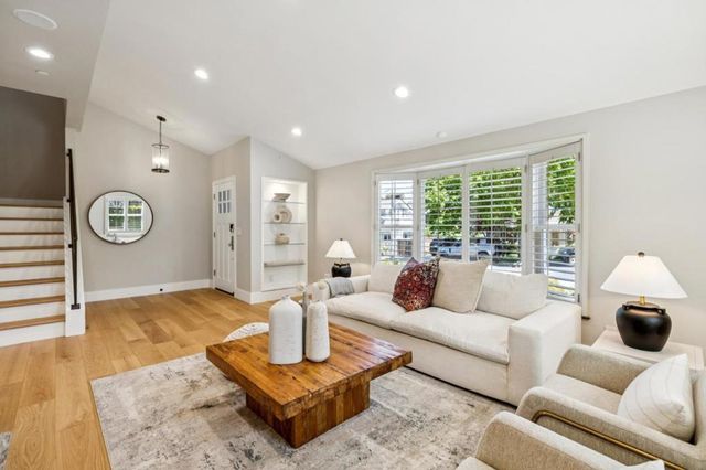 227 Alexander Avenue, Los Gatos, CA 95030