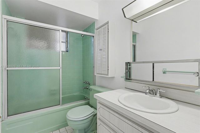 2301 NW 42nd Ave, Lauderhill, FL 33313