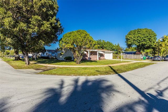 2301 NW 42nd Ave, Lauderhill, FL 33313