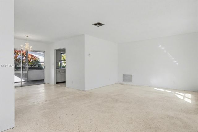 2301 NW 42nd Ave, Lauderhill, FL 33313